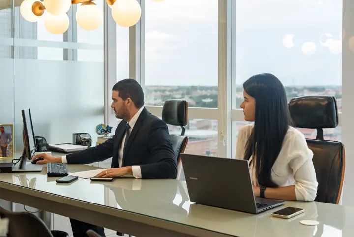 Equipe da MaisCont no escritório